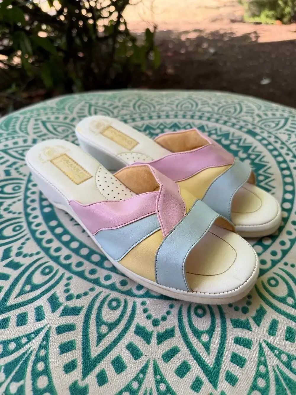 Walkables Vintage Pastel Colorblock Wedge Sandals Slip On Open Toe Size 8W